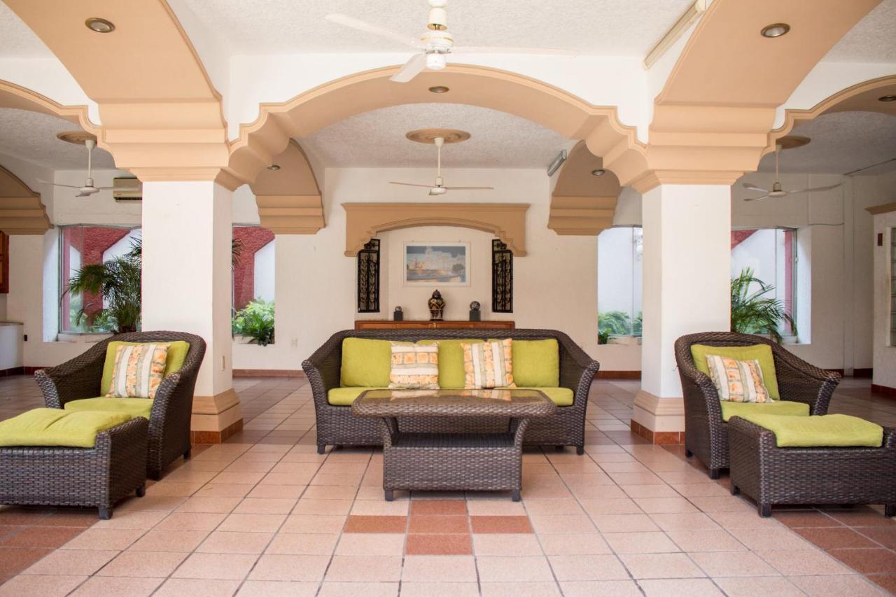 Collection O Hotel Quinta Antigua Lazaro Cardenas  Exterior photo